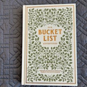 New Bucket List Adventure Book for Couples